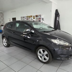 Ford Fiesta 1.4tdci titanium